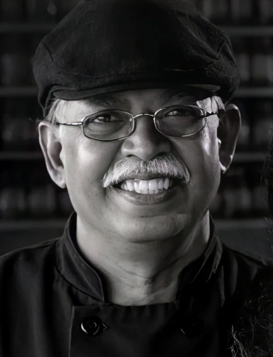 Profile photo of chef Thiru.